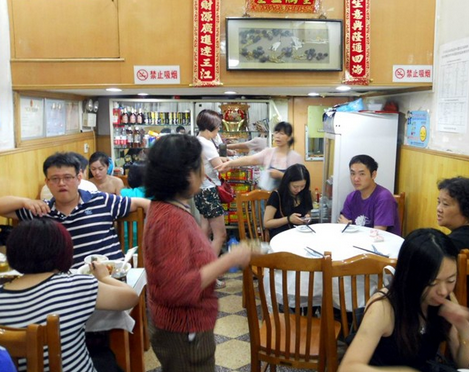 【借鑒】看笨老板如何將餐廳做火又做死！