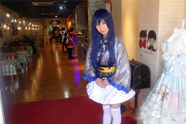 【震精】女仆咖啡館：穿越次元之門 還有“特殊”服務(wù)？