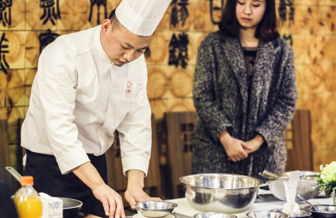 廚師上門O2O平臺轉(zhuǎn)型“高端定制”能否找到盈利突破口？
