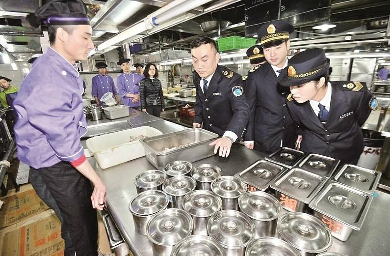 安徽19家食品企業(yè)存在違規(guī)，知名餐企衛(wèi)生問題多