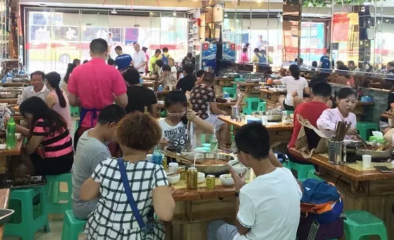 租金漲10倍，串串4角生意怎么做？揭秘重慶最老串串年收100萬