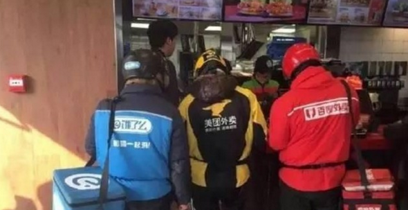 外賣三巨頭混亂廝殺，百度或有掉隊可能！