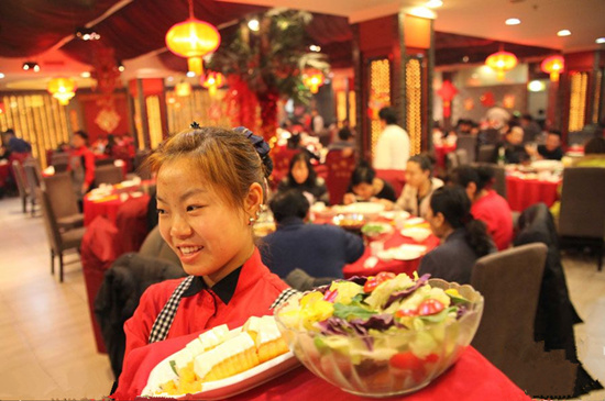 吃飯消費(fèi)102元，要求免零被拒絕，結(jié)果……
