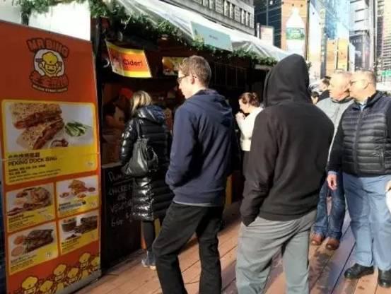 投行副總裁辭職賣煎餅！100元一個，紐約人還紛紛排隊？|餐飲界