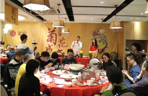 譚廚首屆“菊花盛宴”圓滿結(jié)束，引來數(shù)萬粉絲圍觀直播！|餐飲界