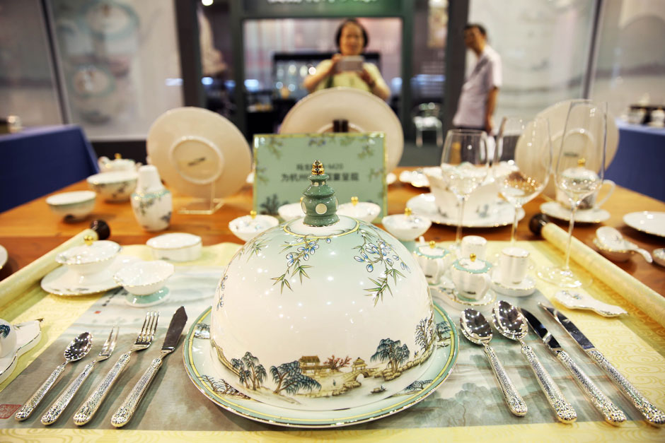 從燒錢玩高端變成走心搞文創(chuàng)，訂制餐具成業(yè)界新趨勢
