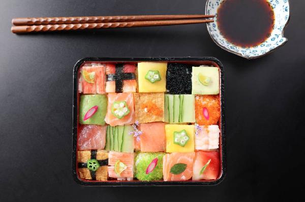 食材成本占了80%，他賠了1500萬(wàn)；最終鰻步靠一款單品爆紅|餐飲界