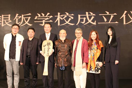 蠔門九式“蠔飯”：17年匠心遇上50年“銀飯”的愛情結晶