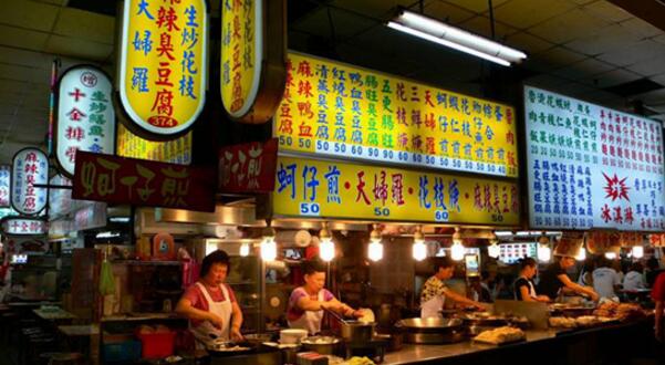 上海多區(qū)探索小餐飲備案制 情與法如何平衡？