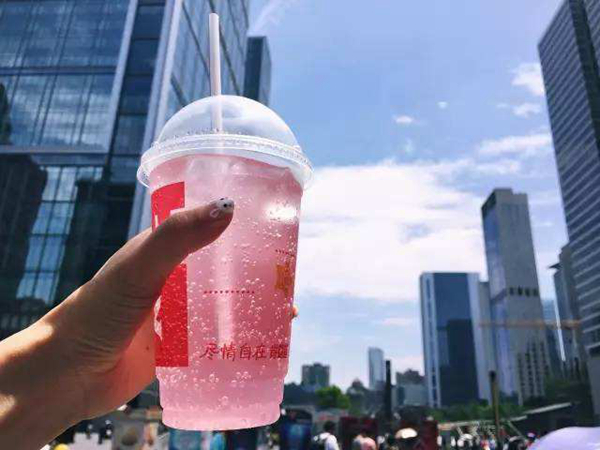 從KFC賣口紅學(xué)到小店引爆新品的5個概念！