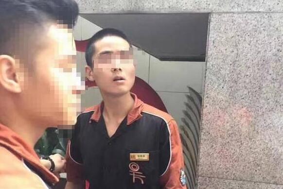顧客催拿餐牌被服務(wù)員打？餐廳做到這樣才不會(huì)被投訴