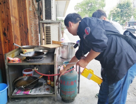 餐飲場所使用燃氣新規(guī)發(fā)布 總存量超100千克應(yīng)設(shè)專用氣瓶間