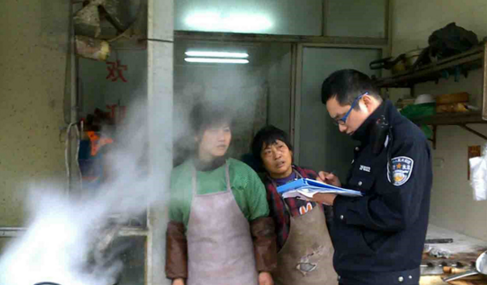整改不達(dá)標(biāo)不配合 成都三餐飲店被勒令清場 來源：成都晚報(bào)      2017-07-26 10:57      805