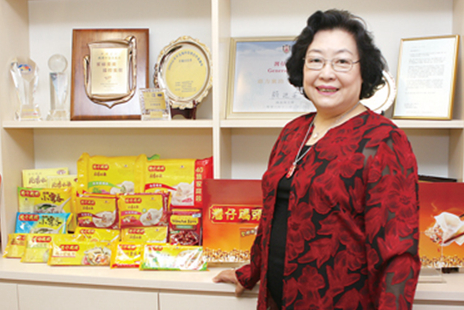 被老公拋棄后，她靠一個單品從0做到億萬富翁