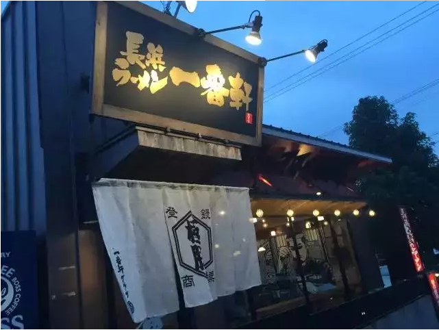 這家小店靠這6個秘訣，30個座位日流水2萬|餐飲界