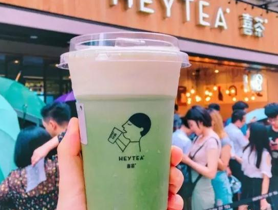 喜茶進京了！8月12日同開兩店，準(zhǔn)備好去排隊吧！|餐飲界
