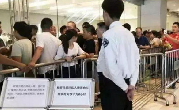Lady M蛋糕排隊6小時80%都是黃牛，國外一家企業(yè)卻發(fā)現(xiàn)商機