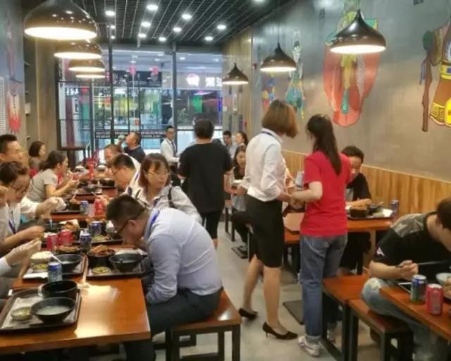 開(kāi)店100問(wèn) | 開(kāi)一家店到底要花多少錢(qián)？你該知道這幾條成本紅線(xiàn)|餐飲界