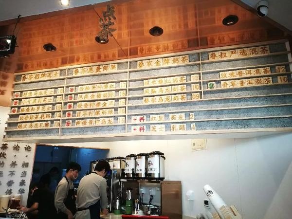 “嚴(yán)選菜單”成流行：它僅憑15款產(chǎn)品，8個(gè)月開火6家新店