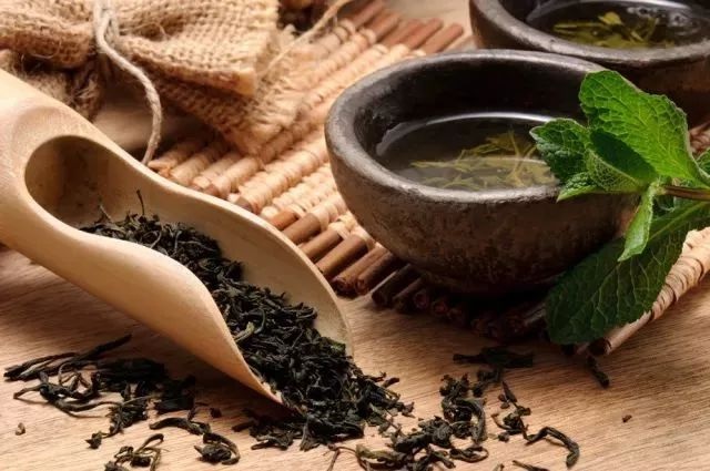 茶飲市場進(jìn)入白刃戰(zhàn)，晉朝黑龍茶強(qiáng)勢突圍靠這4點！