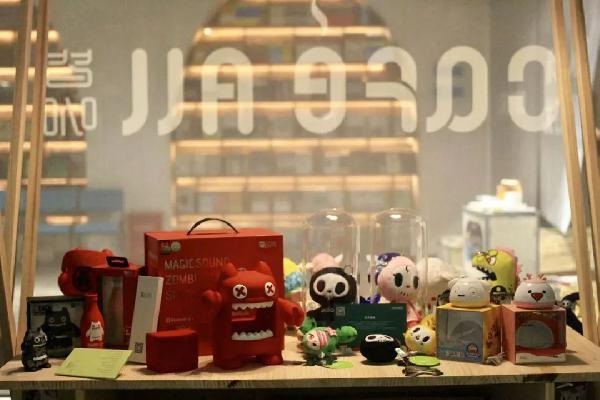 敢把店開到1500㎡，這家咖啡館是這樣持續(xù)吸引顧客的