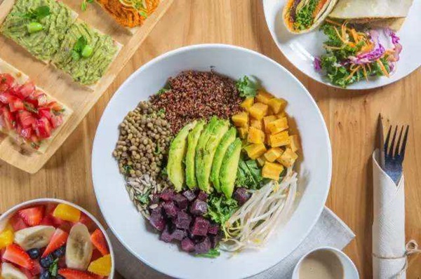 成都餐飲業(yè)刮起輕食風(fēng) 下一個風(fēng)口？