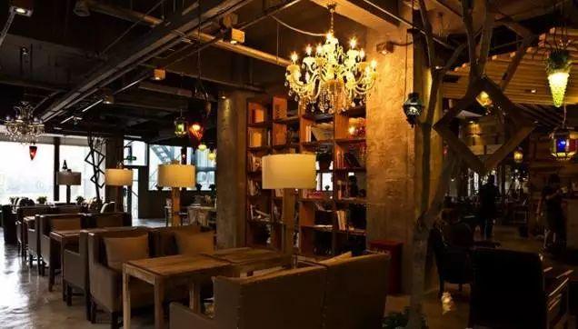 上島咖啡大敗局：從3千多家門店到一無(wú)所有，咖啡加盟坑了多少人？