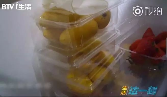 觸目驚心！記者臥底網(wǎng)紅店，你愛喝的這些飲料，連店員都覺得惡心