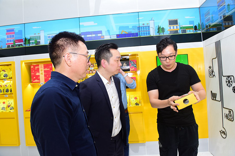 周黑鴨首家智慧門店落地，聯(lián)手微信實現(xiàn)無感支付|餐飲界