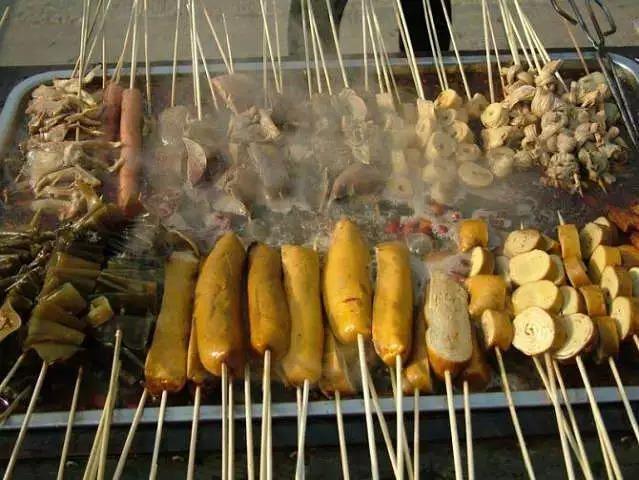 如何區(qū)分麻辣燙、冒菜、串串？重點全在這兒！