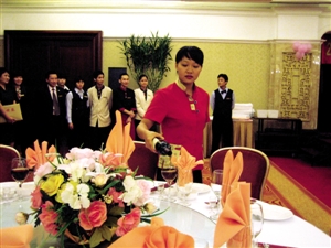 員工主動辭職，糊涂公司賠2萬余元！餐企如何規(guī)避用工風險？|餐飲界