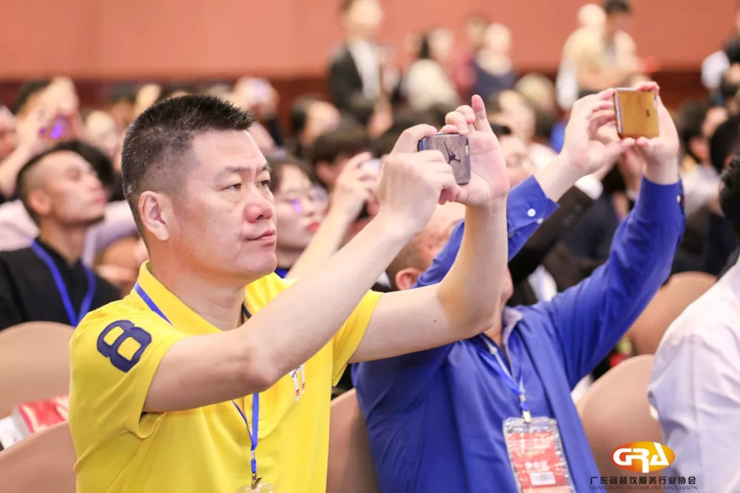 第四屆中國餐飲業(yè)商業(yè)模式論壇圓滿落幕，600位餐飲精英齊聚探討新時期、新餐飲、新模式