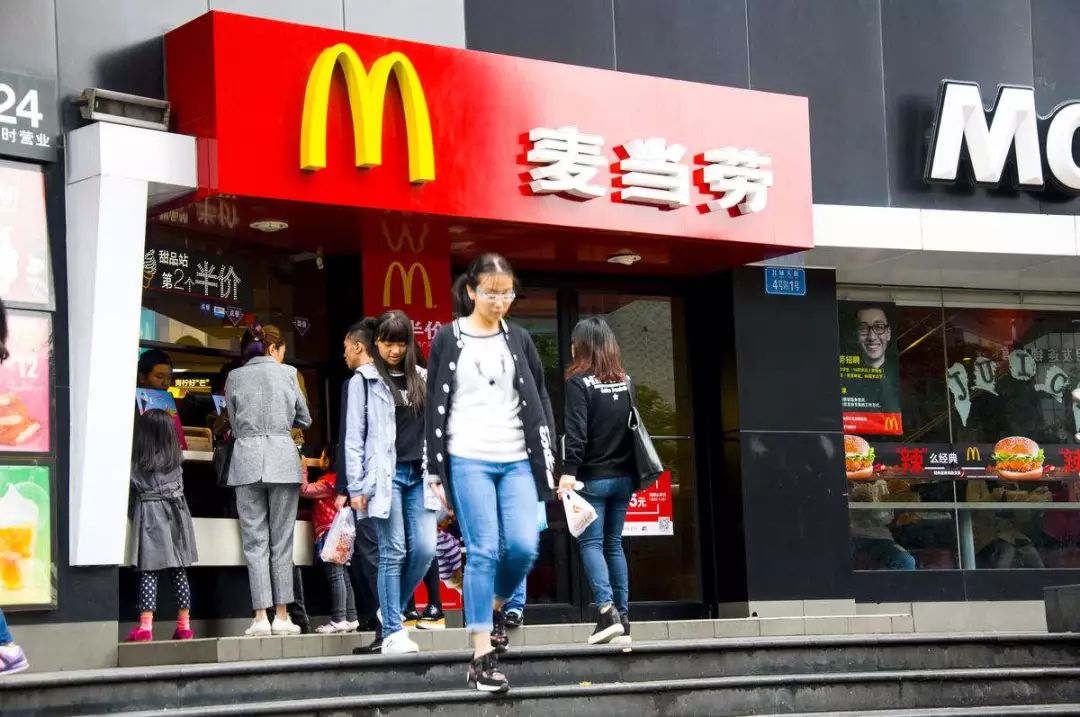麥當(dāng)勞因多說一句話，營業(yè)額提升幾個(gè)億，干餐飲少了“套路”可不行！|干貨
