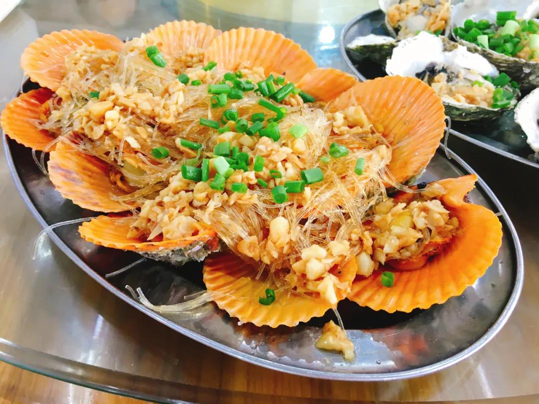 餐飲大事件201期｜瑞幸咖啡開(kāi)賣口紅、面膜；必勝客或關(guān)店300家；海底撈進(jìn)軍“團(tuán)餐”|餐飲界