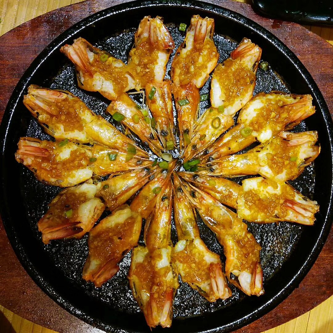 餐飲大事件219期|星巴克中國試水15元早餐、茶顏悅色將在深圳開快閃店、店員因癡迷網(wǎng)絡(luò)賭博，竟綁架老板娘索要300萬|餐飲界