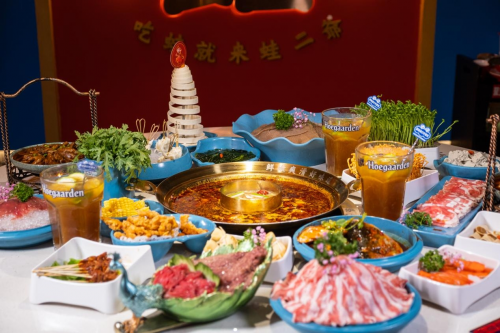 餐飲品牌升級策略：蛙二爺新IP鮮活亮相，諧音梗玩轉(zhuǎn)傳播記憶