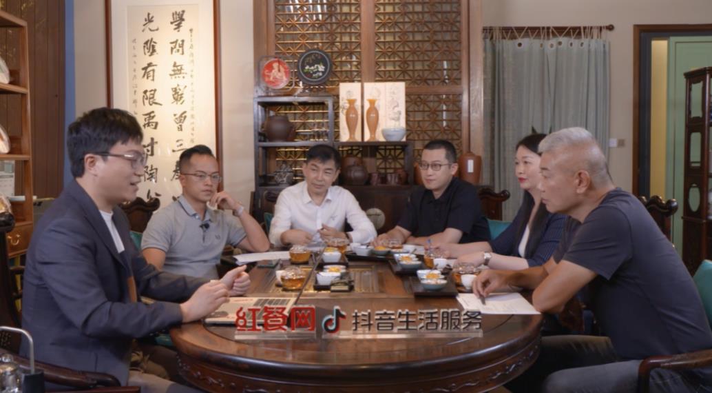 18位餐飲人齊聚，共同探討特殊時期線上經(jīng)營新趨勢、增長新方法