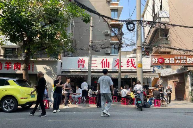 日營業(yè)額2萬的米線店，有哪些過人之處？|餐飲界