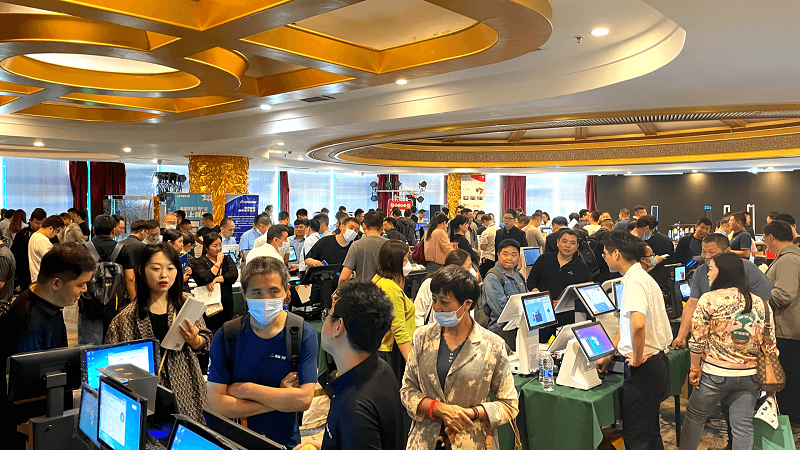 智掌柜聯(lián)合商業(yè)信息化專(zhuān)委會(huì) 以7城巡回展賦能區(qū)域餐飲數(shù)字化