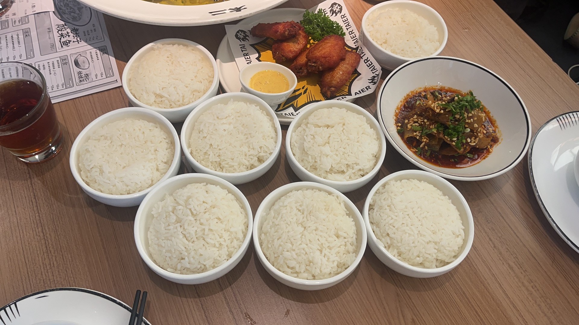 靠一碗米飯破局，底層邏輯是什么？