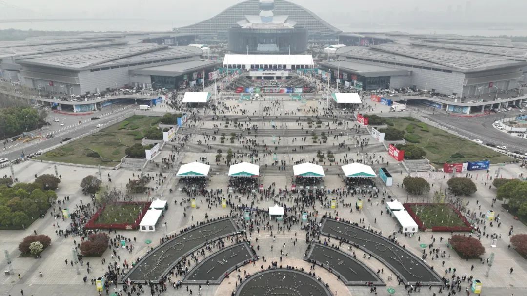 全新升級(jí)、助力贏戰(zhàn)2024，這場(chǎng)食材大展3月與您相約在春暖花開的武漢！