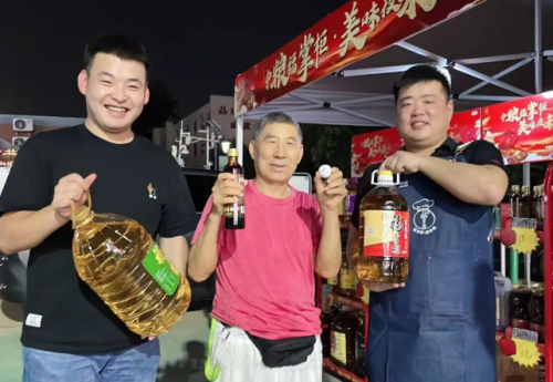 勇?lián)肫筘?zé)任，中糧餐飲為團(tuán)膳食用油市場(chǎng)提供“長(zhǎng)板參考”