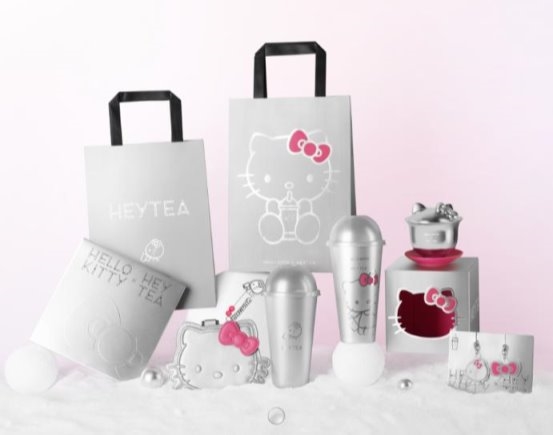 喜茶「超級植物茶」系列推出“不老莓”新品，甜美碰撞HELLO KITTY