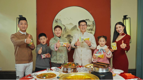 春節(jié)爆火出圈！天冰這波操作太驚艷