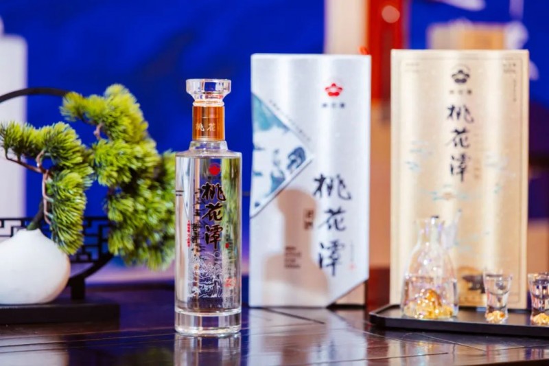 在桃花潭酒春游定制展，匯通達(dá)幫酒商鏈接“桃花運(yùn)”