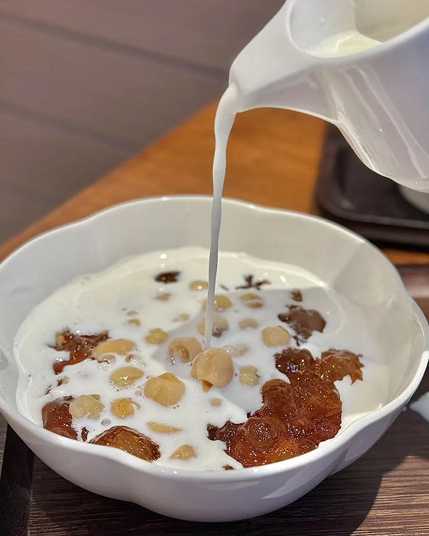 這杯麥記牛奶，怎么悄悄開(kāi)遍了全國(guó)？|餐飲界