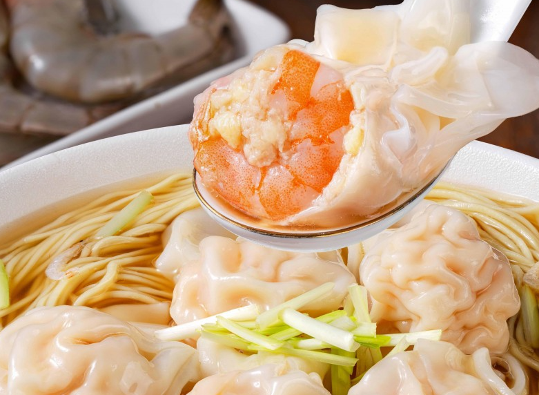 合口味新版廣告引發(fā)情感共鳴 #當(dāng)你用父母的方式對(duì)待父母#沖上熱搜|餐飲界